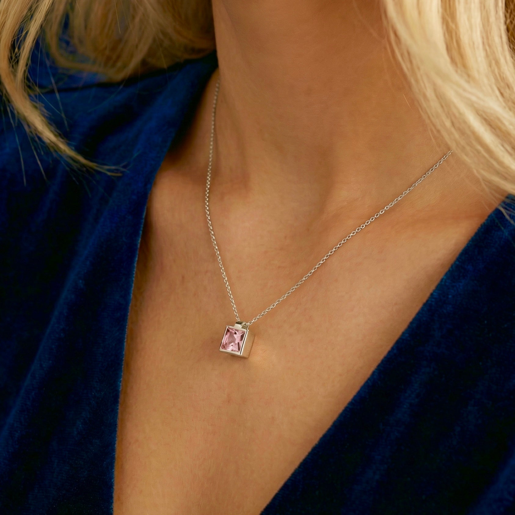 Collana Qube